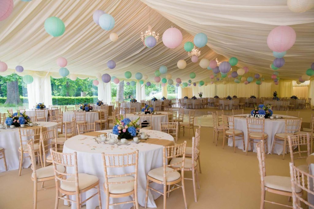 Marque wedding with pastel decorations