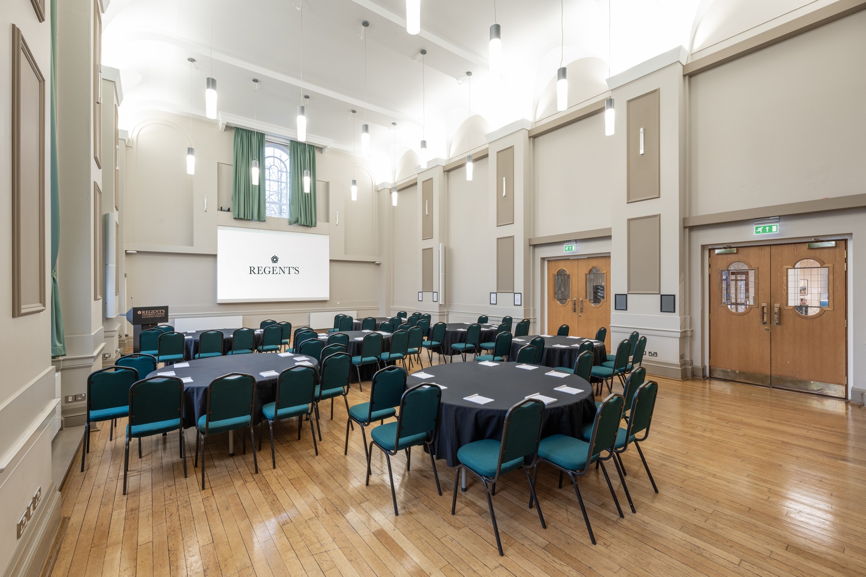 Five Reasons An Academic Venue Is Perfect For Your Event