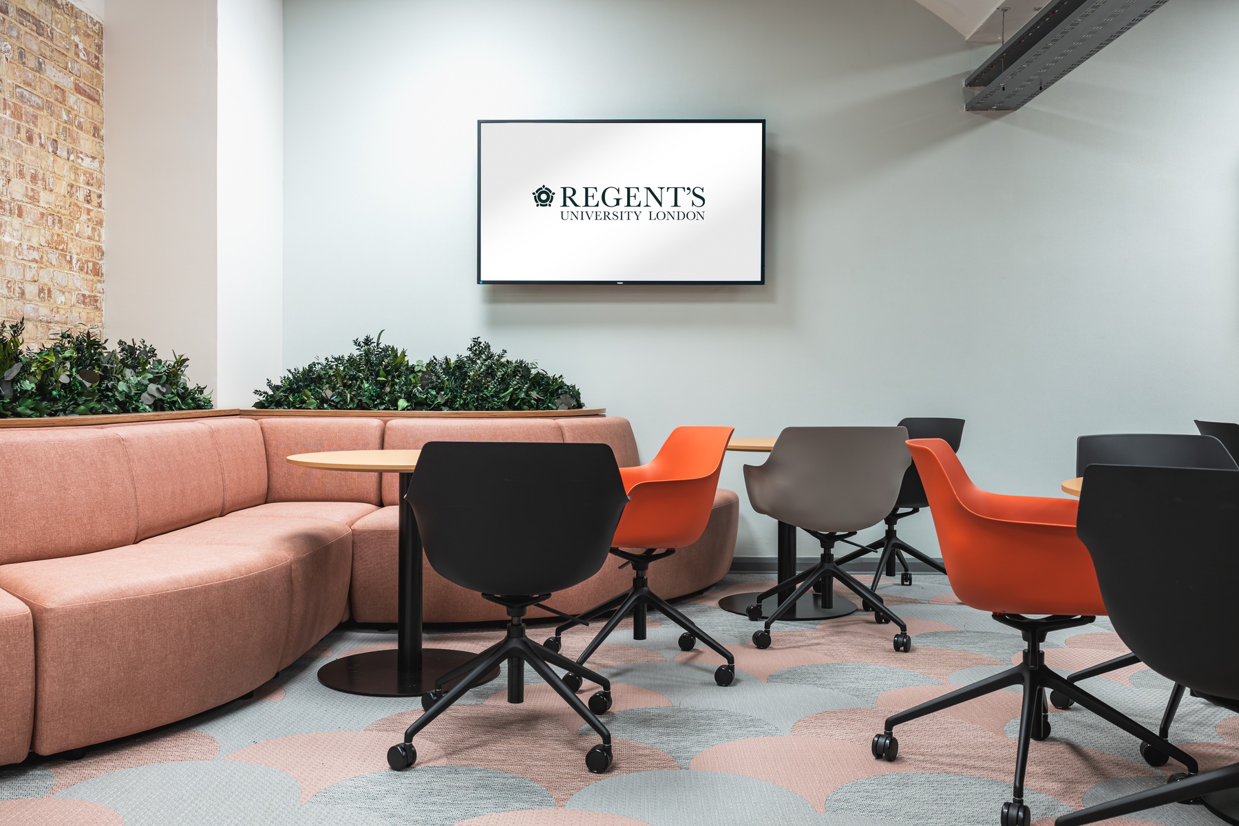 Regentsuniversity Classrooms 221025 1035 Regentsuniversity Classrooms 221025 1035